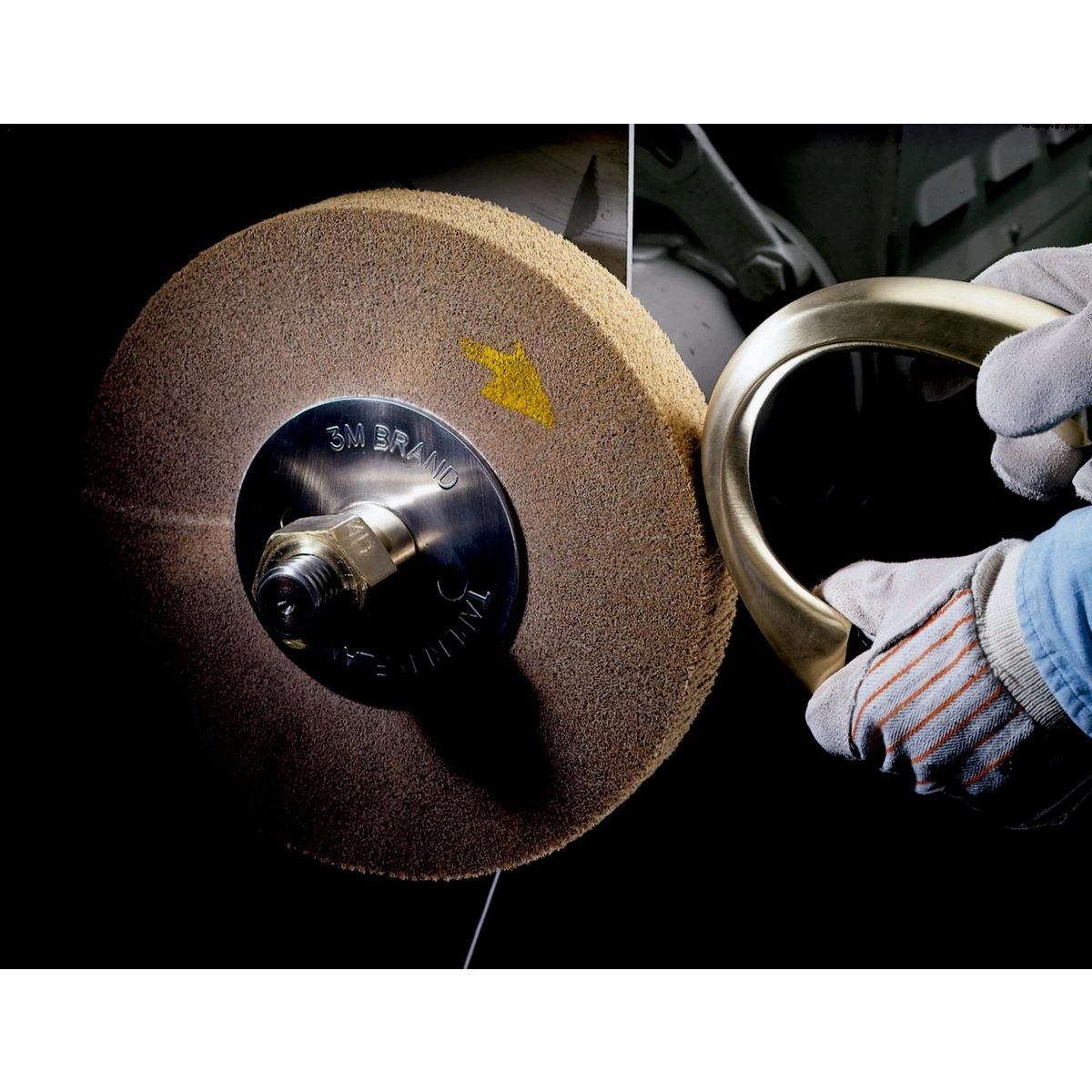 scotch-brite-tm-cut-and-polish-flap-brushes-application