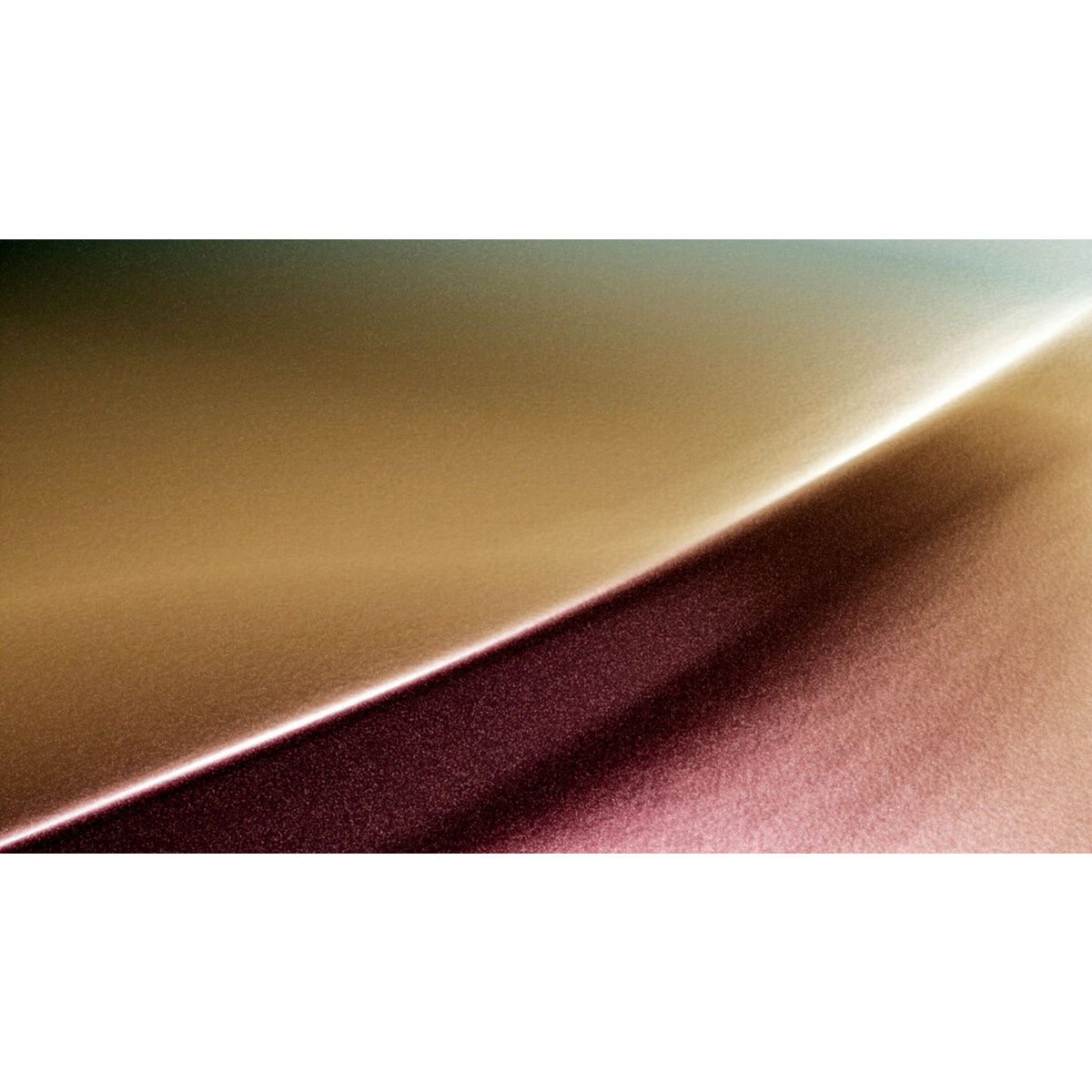 a-swatch-of-3m-wrap-film-series-2080-satin-flip-volcanic-flare
