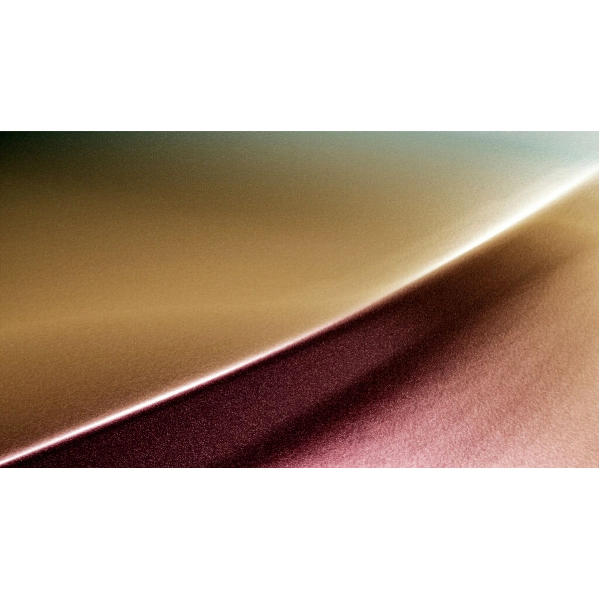 a-swatch-of-3m-wrap-film-series-2080-satin-flip-volcanic-flare